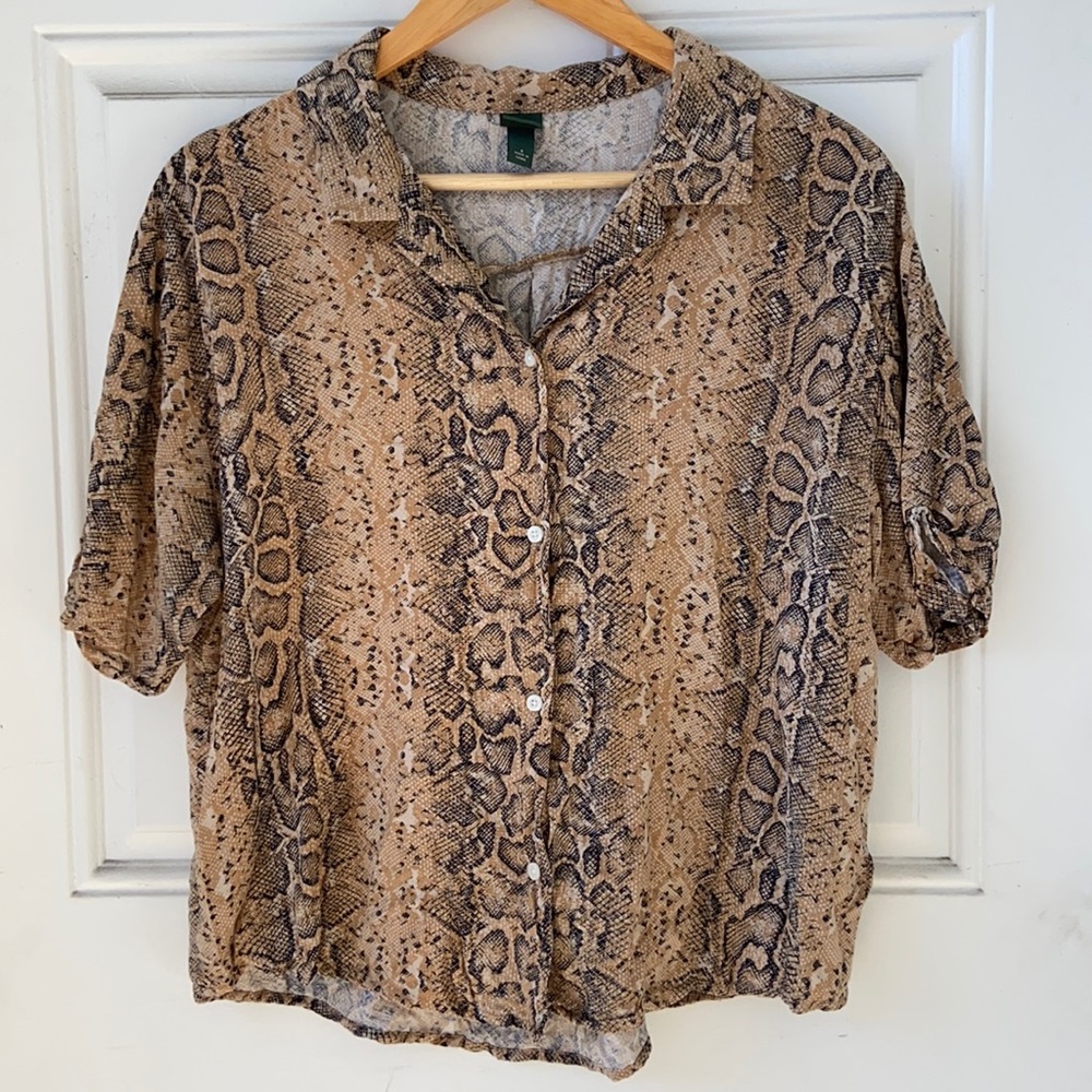 Wild fable short sleeve button down shirt